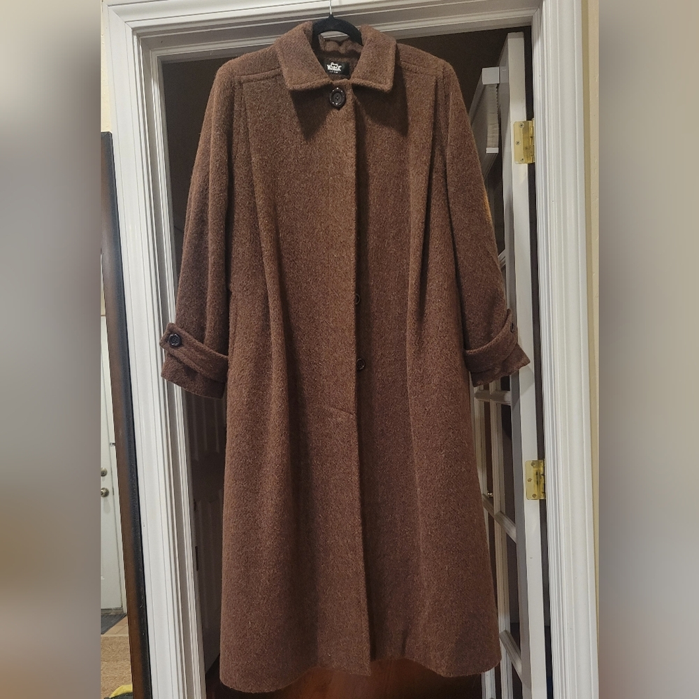 Woolrich Women's Brown Tweed Long 100% Coat/ TrencWith Beautiful Lining. Size L